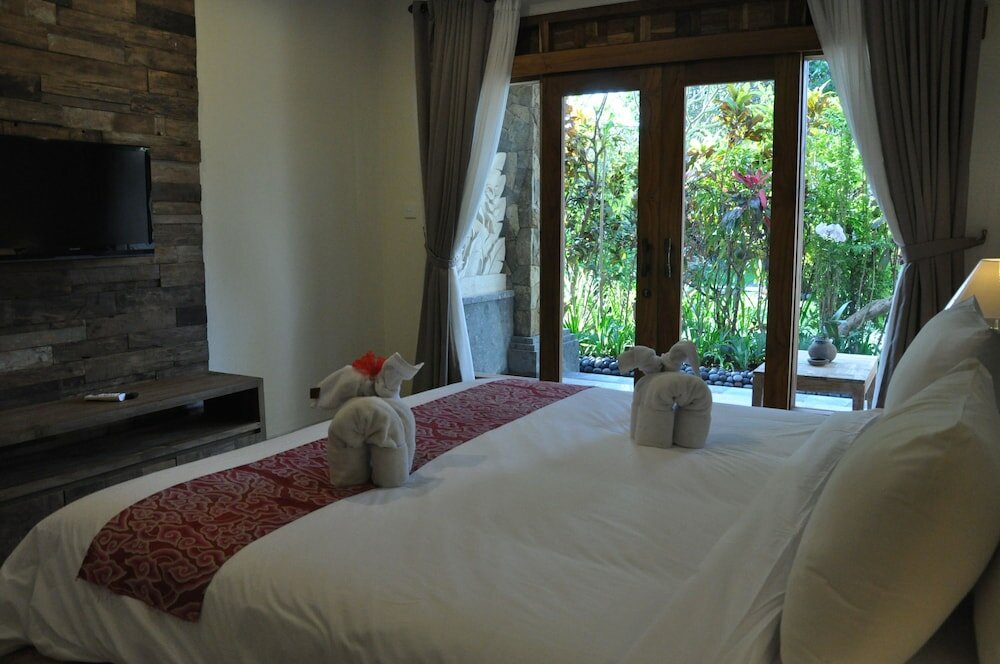 Фото Sri Ratih Cottages