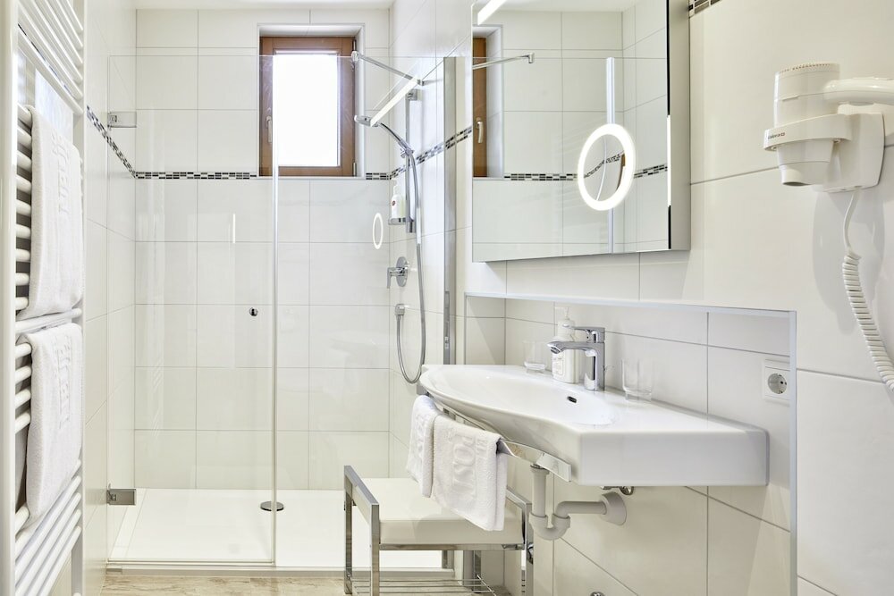 Фото Hotel Neue Post