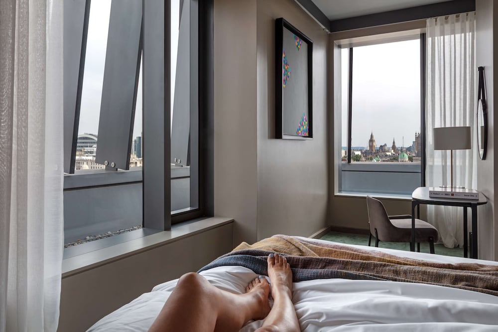 Фото The Londoner