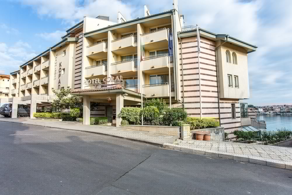 Фото Hotel Coral