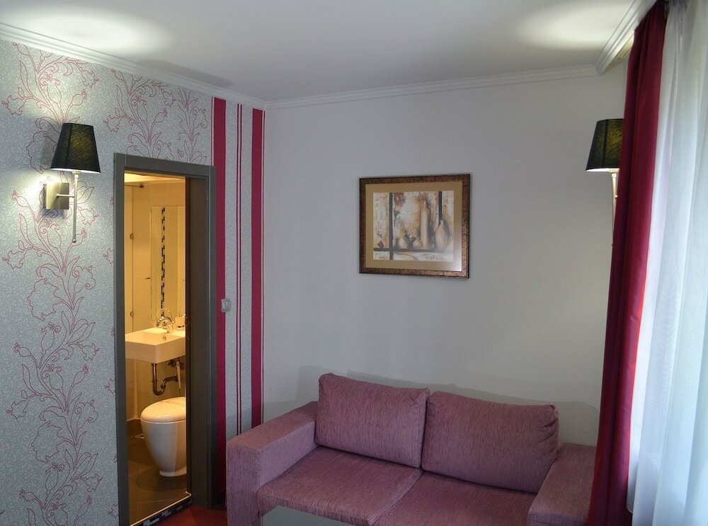 Фото Elate Plaza Business Hotel