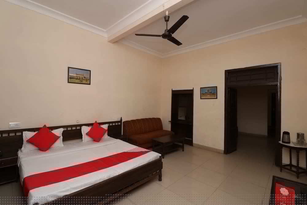 Фото Central Hotel