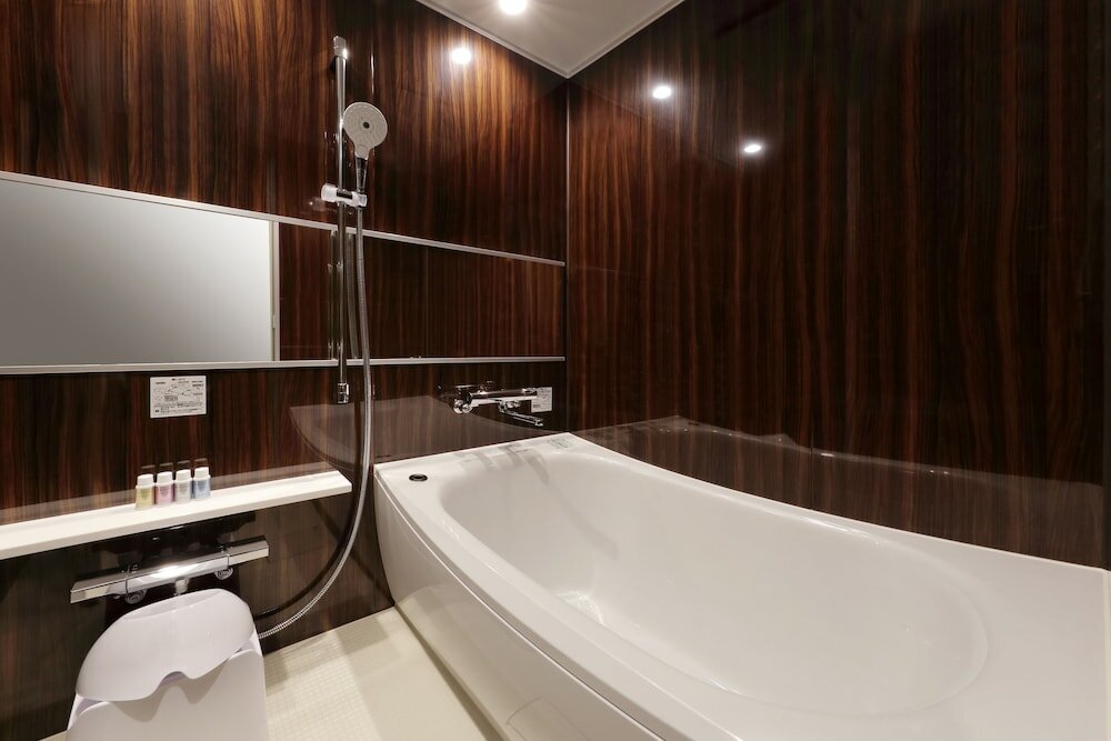 Фото Toyoko Inn Kyoto Gojo-Karasuma