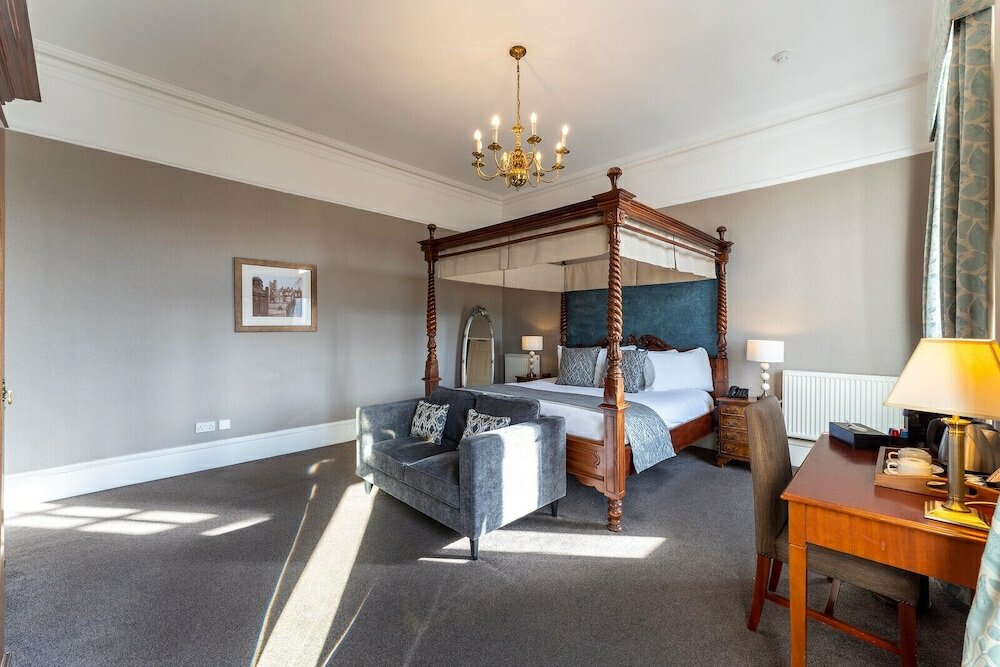 Фото Sherbrooke Castle Hotel