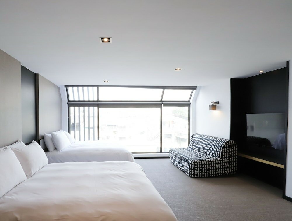 Фото Slow Town Hotel - Glowing