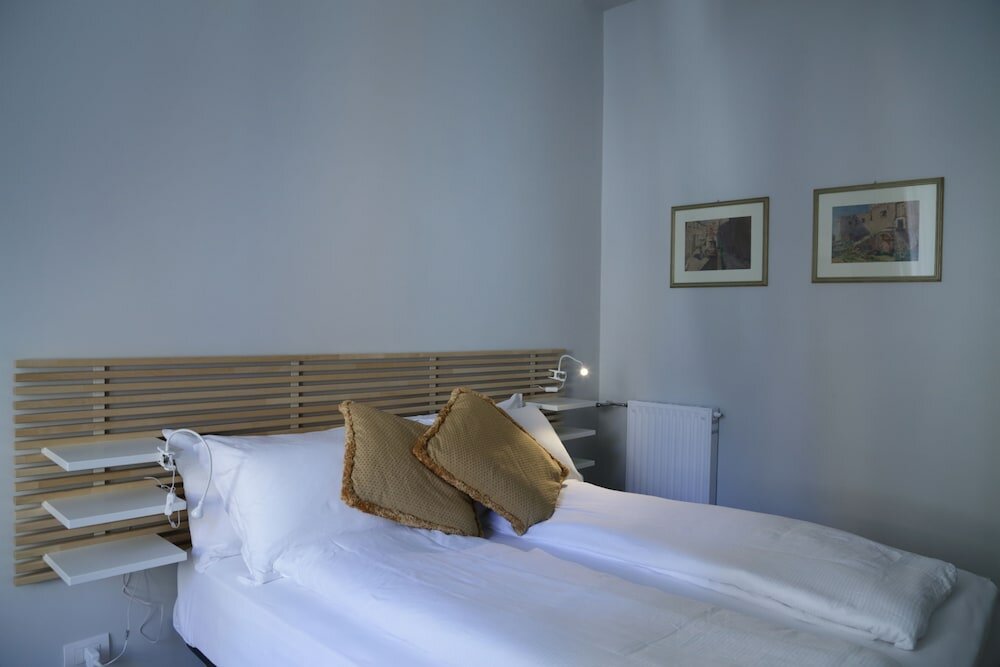 Фото Cassiodoro 19