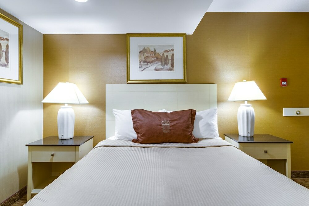 Фото Monte Carlo Inn Toronto West Suites