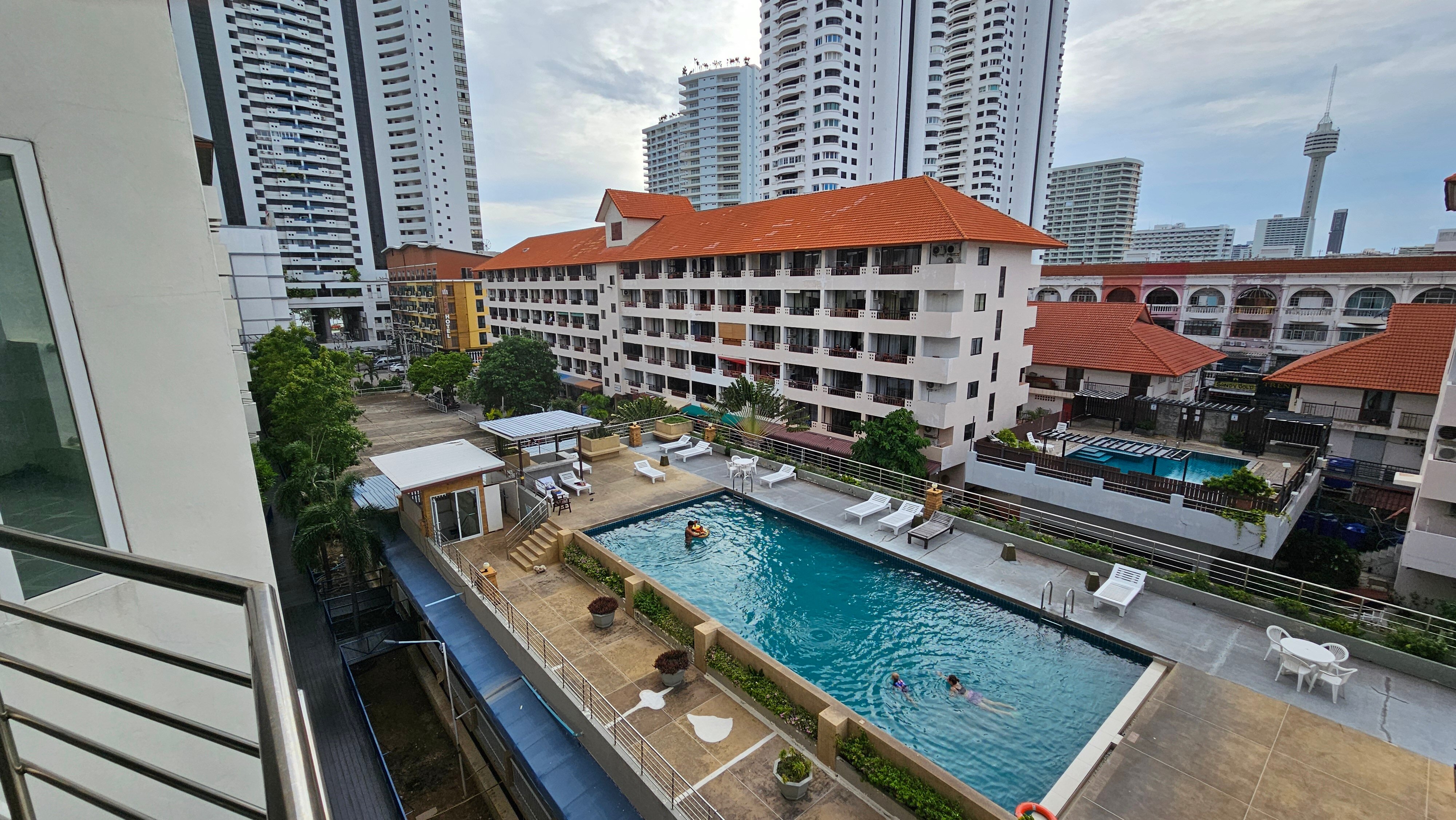 Фото Jomtien Plaza Residence