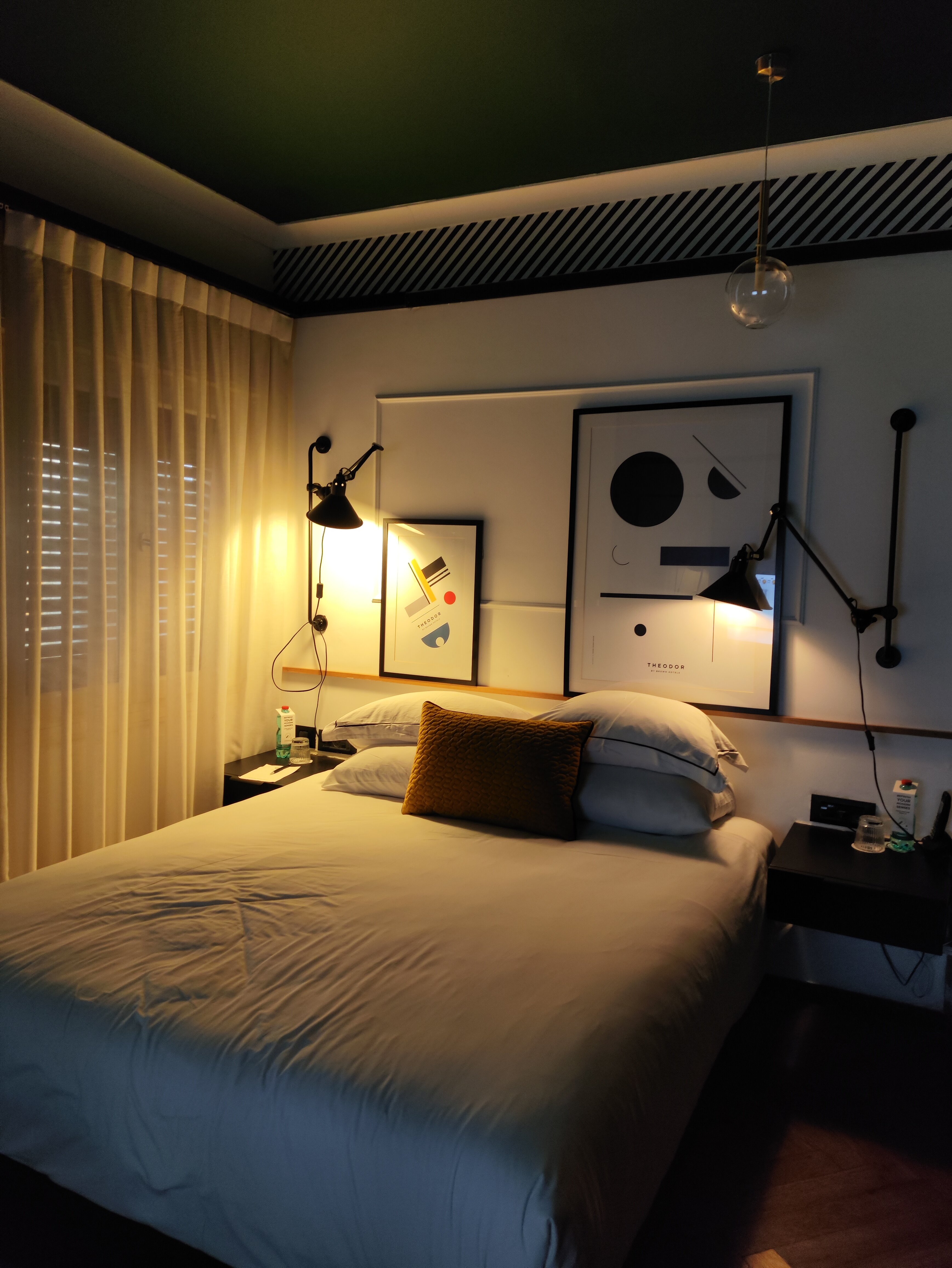 Фото Theodor Brown Rothschild