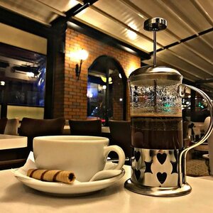 La Vita é Bella Cafe (Ankara Province, Cankaya District, Yukari Bahcelievler Neighborhood, 70th Street, 18B), cafe