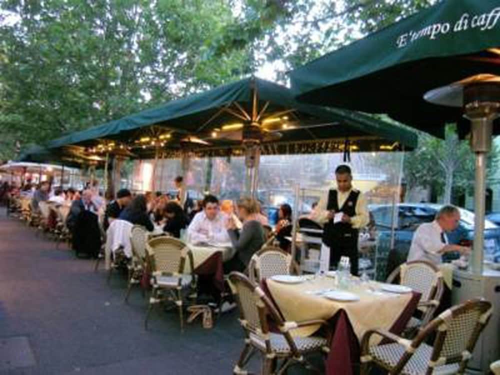 Фото Melbourne Carlton Central Apartment Hotel