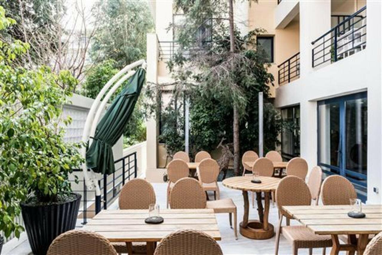 Фото Avra City Boutique Hotel