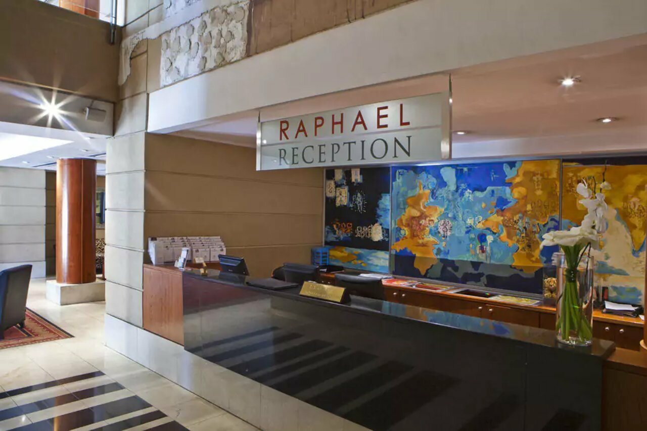 Фото Raphael Penthouse Suites