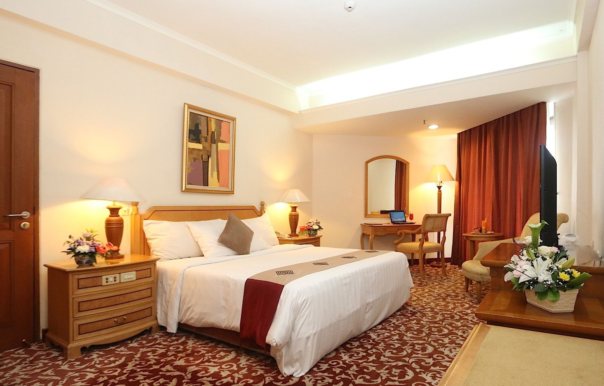 Фото Hotel Bidakara Grand Pancoran Jakarta - Chse Certified