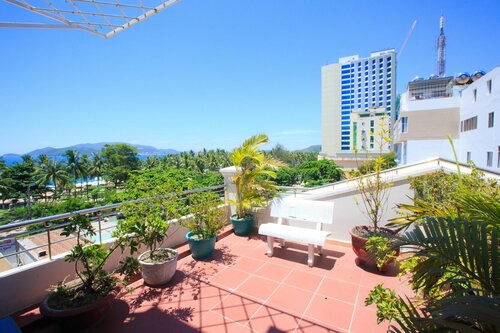 Гостиница Pho Bien Hotel в Нячанге