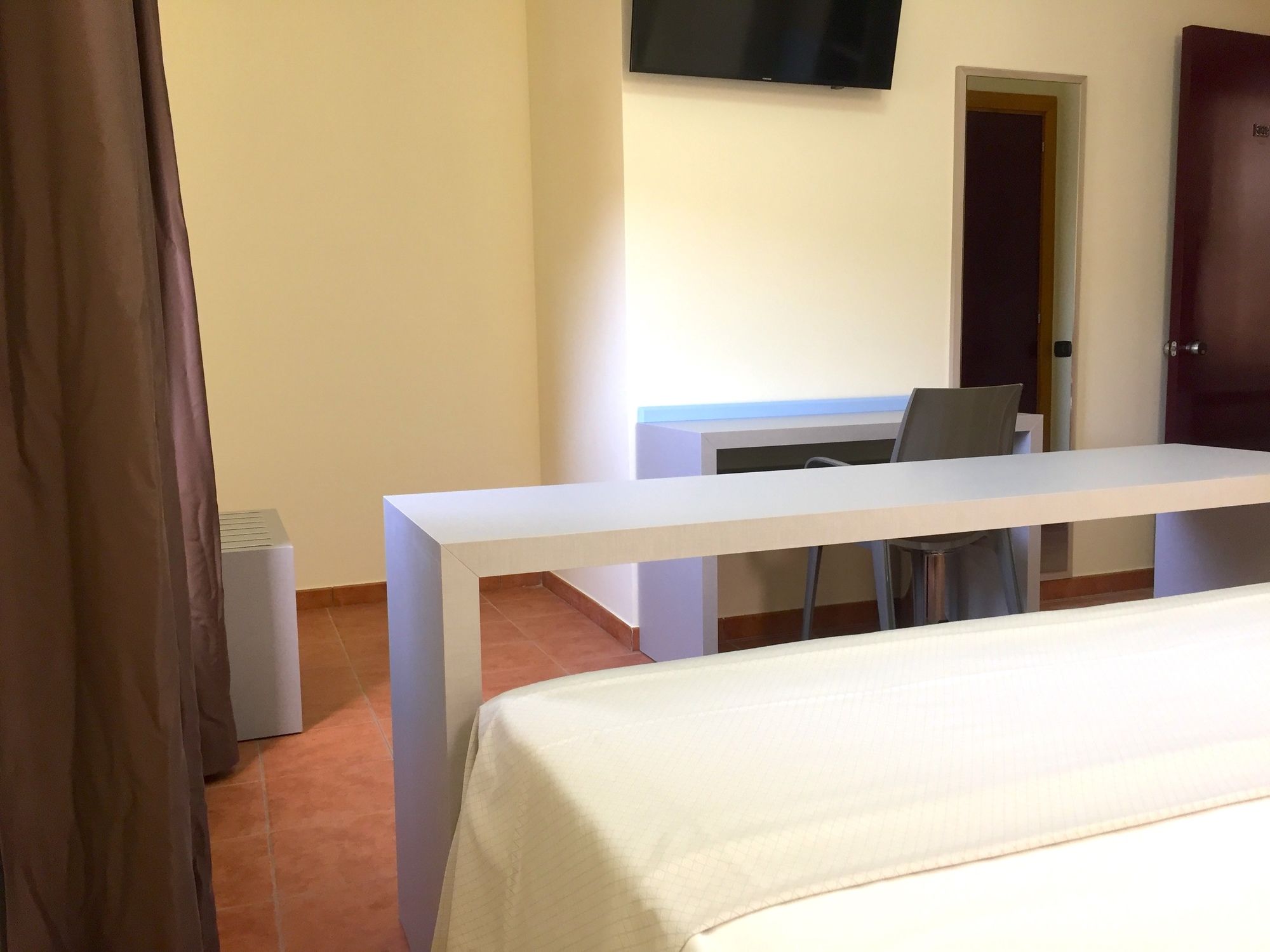Фото Hotel Fly