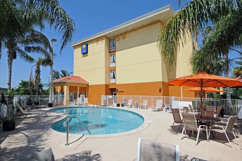Гостиница Comfort Inn & Suites Orlando North