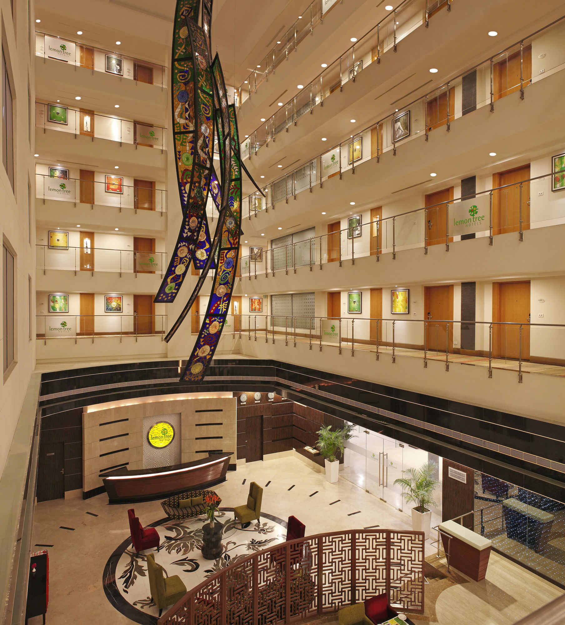 Фото Lemon Tree Hotel, Whitefield, Bangalore