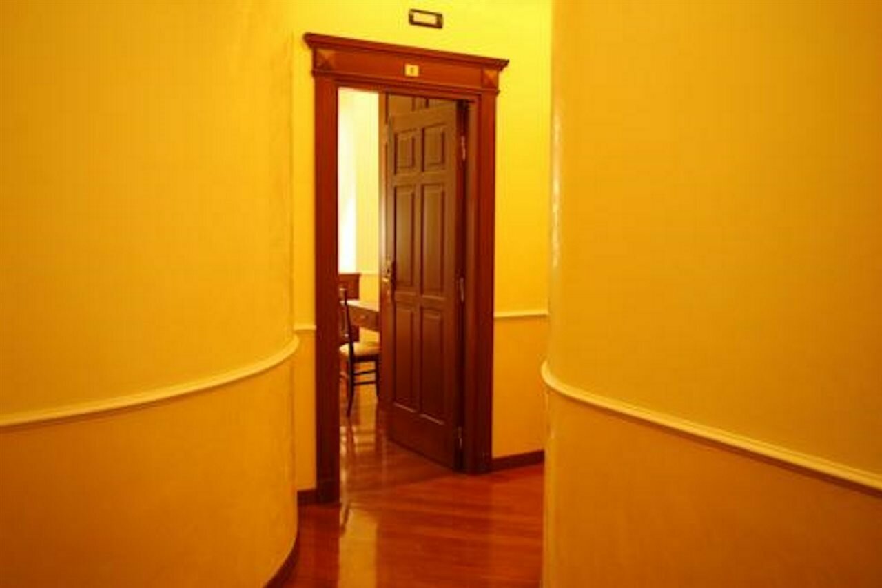 Фото Ludovisi Luxury Rooms