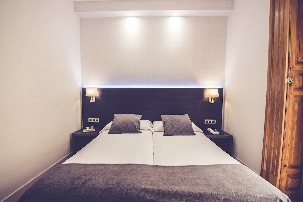 Фото Hostal Marlasca