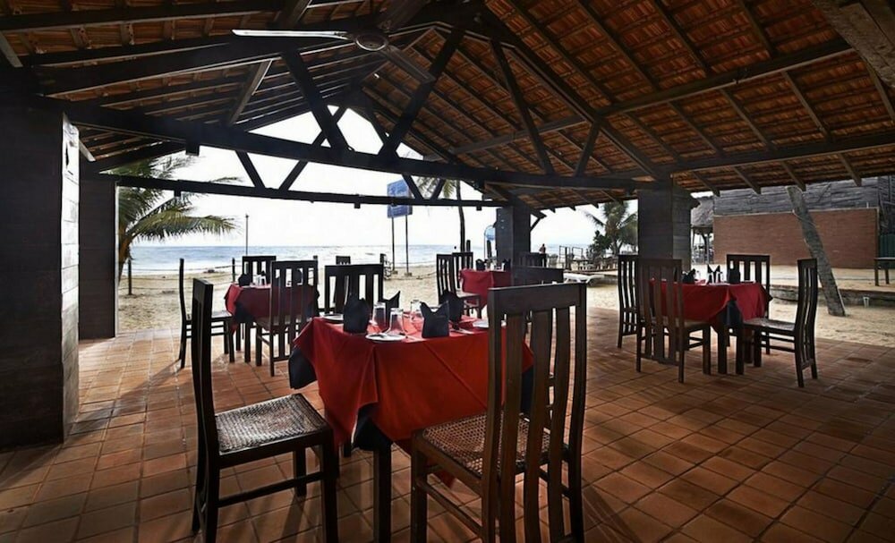 Фото Berjaya Hotel Colombo