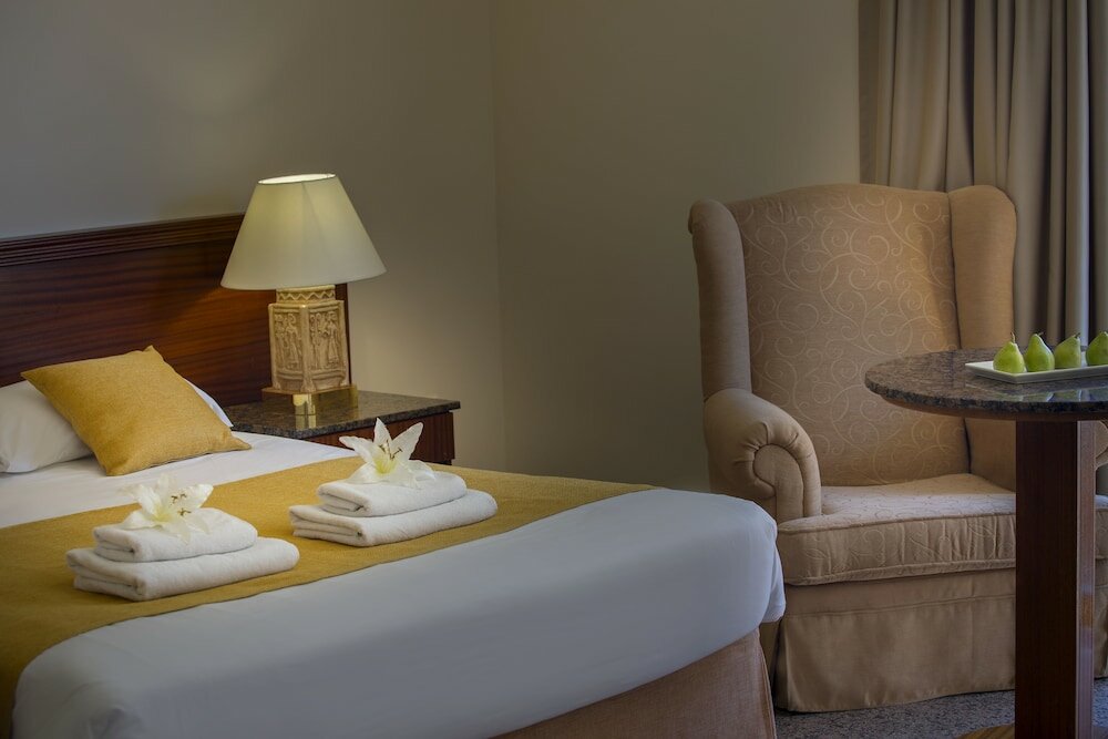 Фото Kapetanios Limassol Hotel