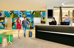 Гостиница Holiday Inn Express Adelaide City Centre, an Ihg Hotel