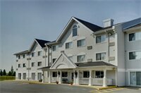 Внешний вид отеля Quality Inn & Suites Bathurst в Приходе Батерсте, фото 5