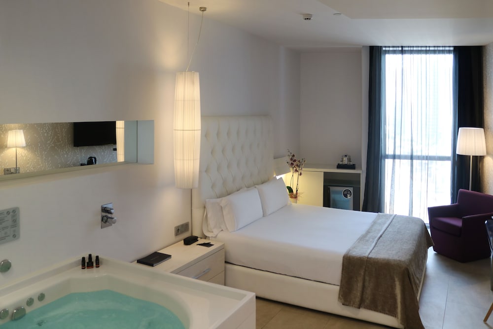 Фото Hotel SB Plaza Europa