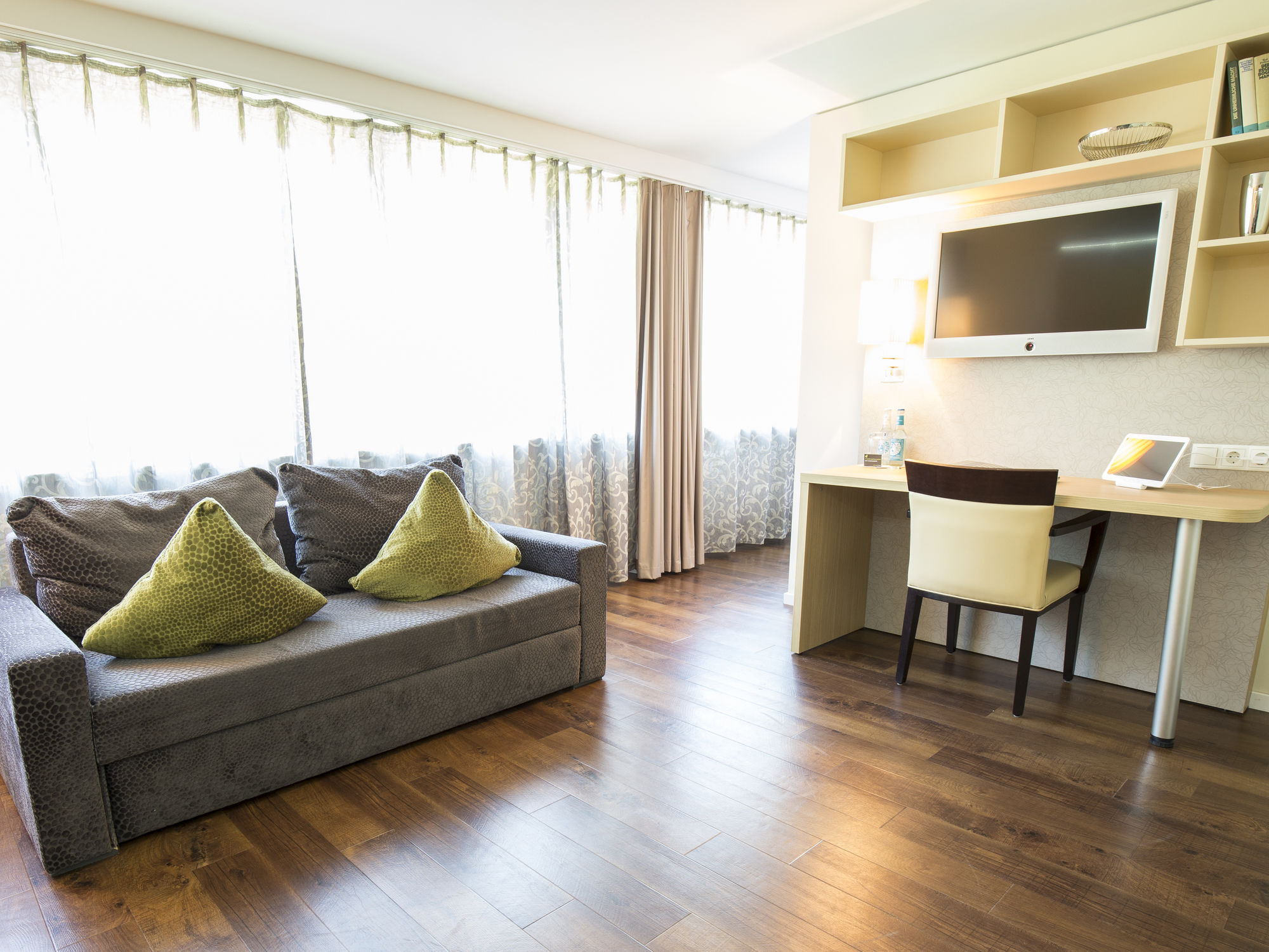 Фото Bonnox Boardinghouse & Hotel