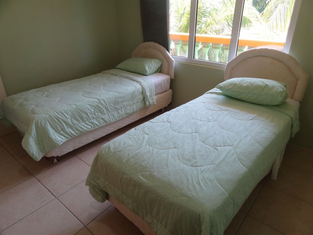 Фото Del Rey Apartments