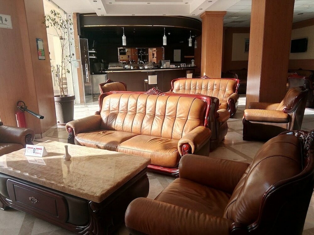 Фото Hocine Hotel Constantine