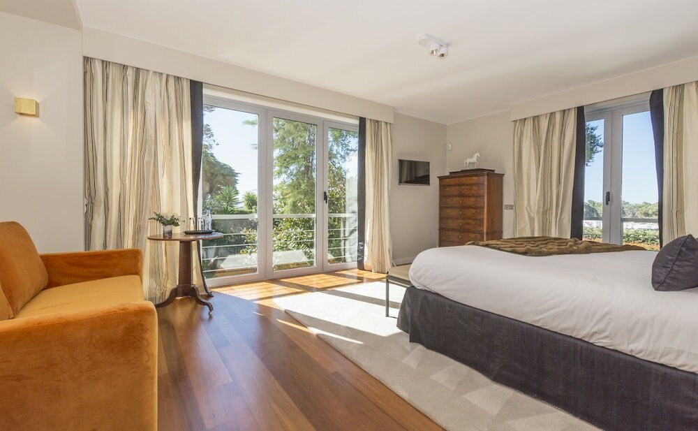 Фото Villa Orange Charm Guesthouse