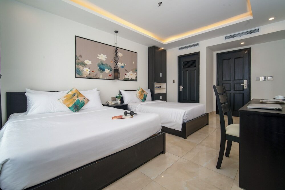 Фото Orchide'es Ocean Hotel