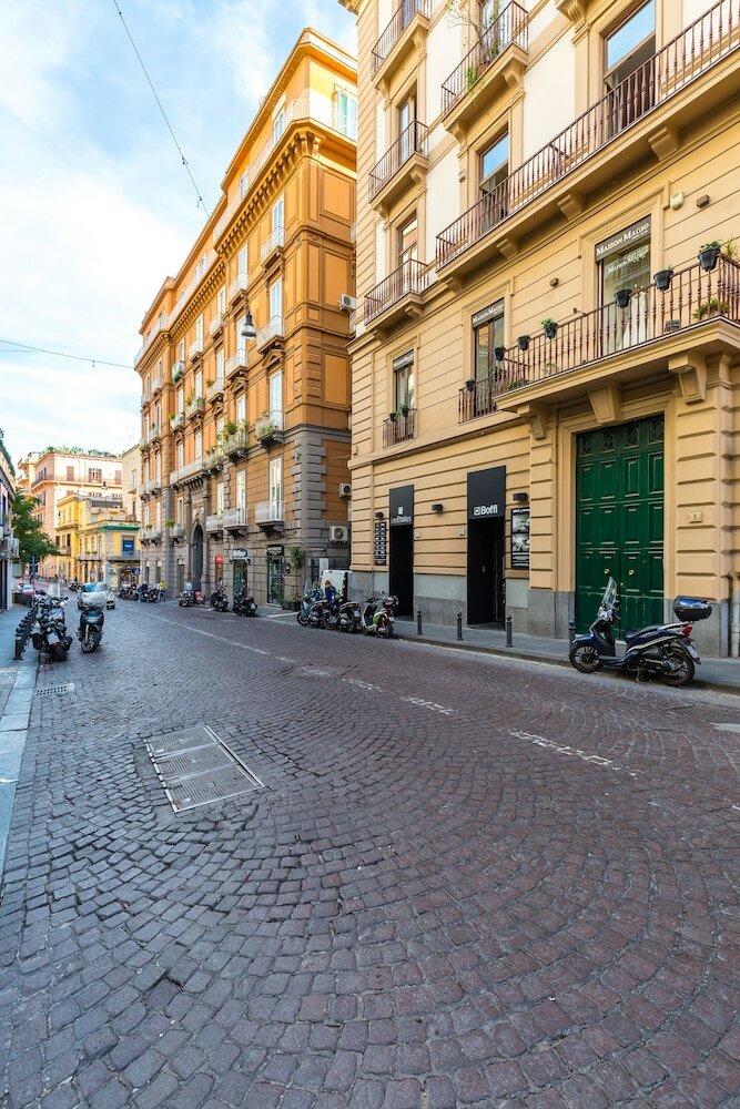 Фото Colonna Apartments by Wonderful Italy