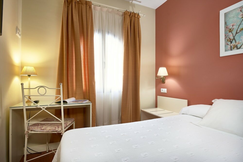 Фото Hotel Murillo 