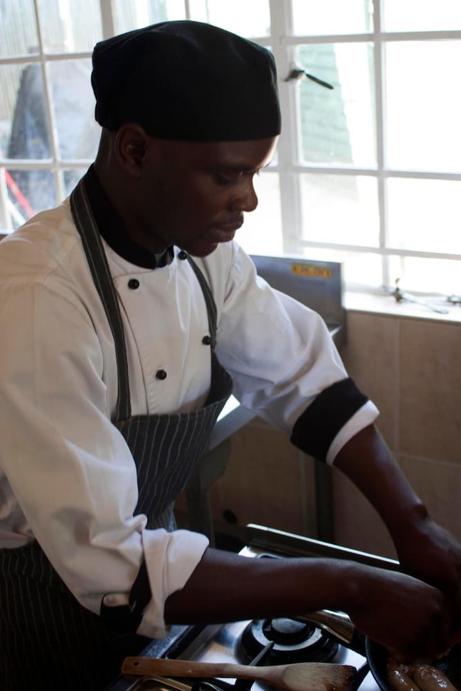 Фото Summerview Guest Lodge