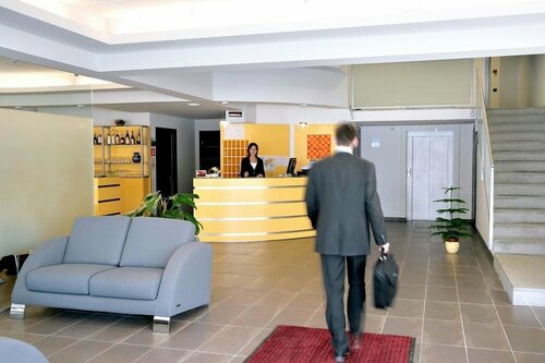 Внешний вид отеля Hotel Dama в Фоссано, фото 2