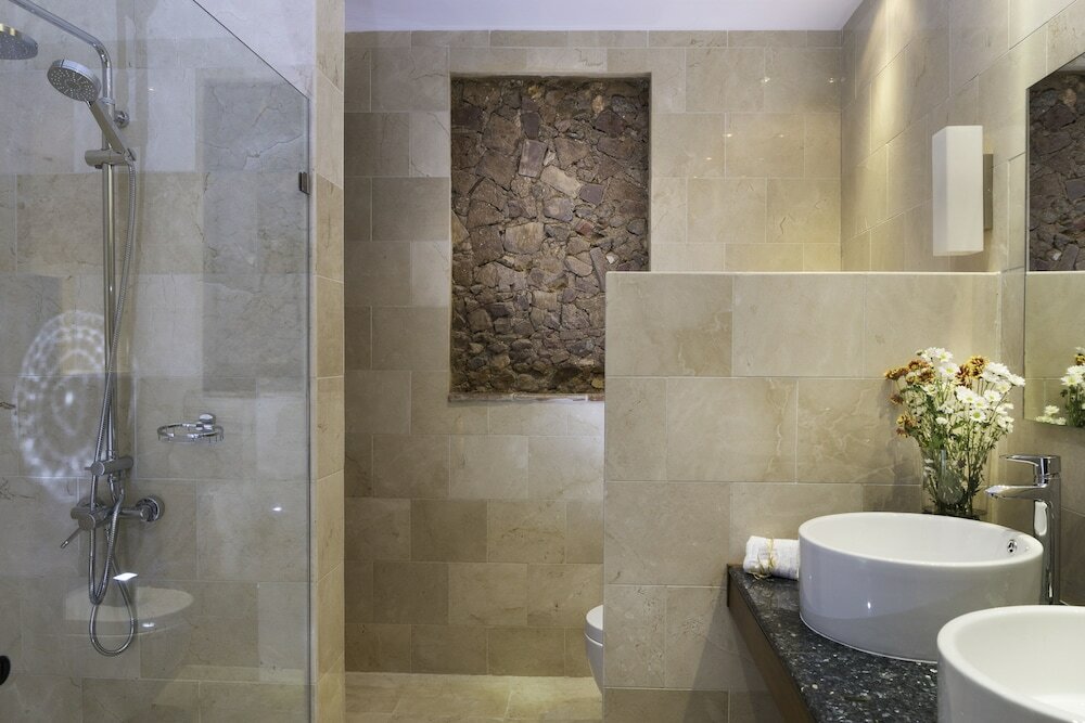 Фото Luca Hotel by The Oxo House