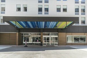  Aloft Newport On The Levee