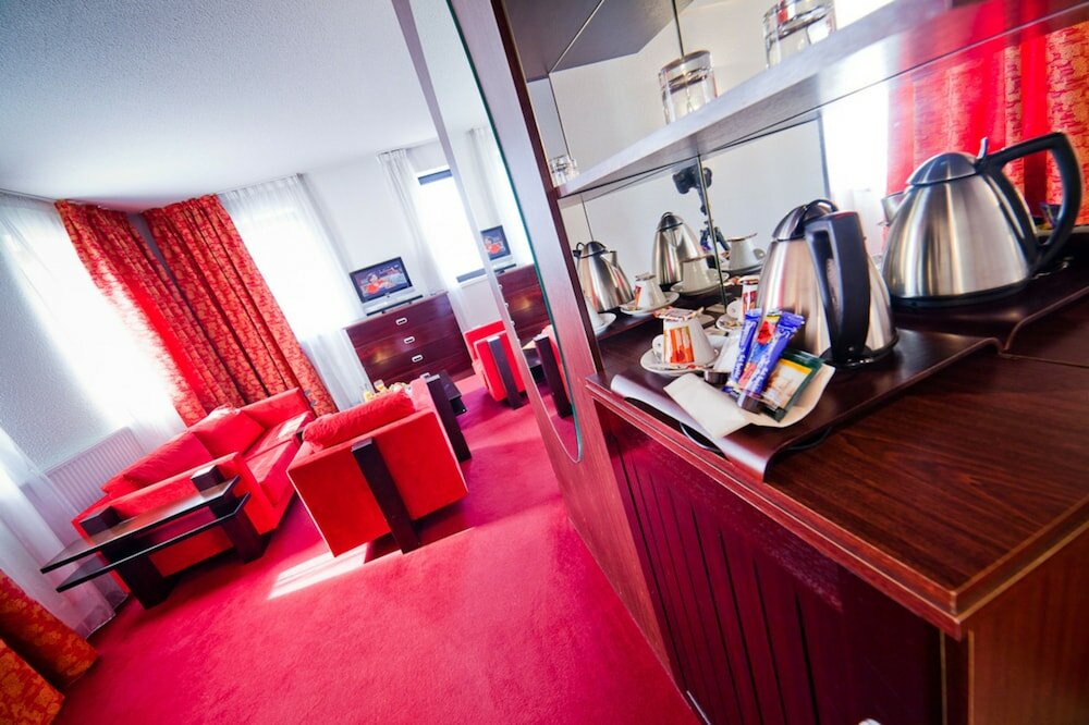 Фото Radisson Hotel Clermont-Ferrand