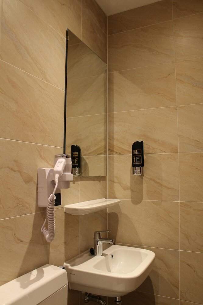 Фото Aston City Hotel