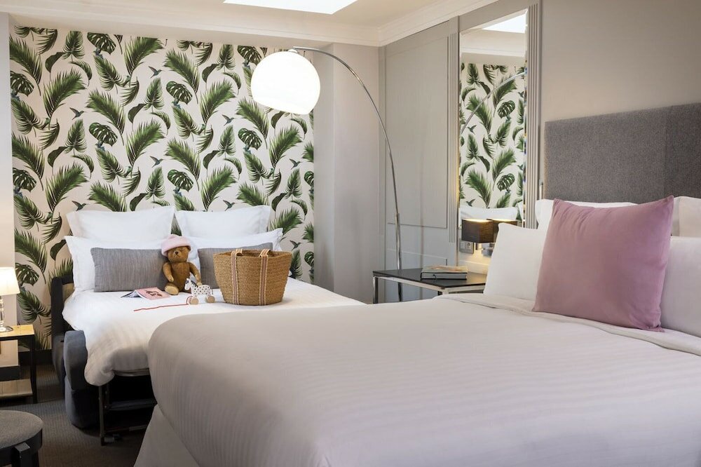 Фото Hôtel Les Matins de Paris & SPA