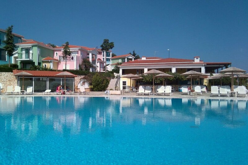Гостиница Porto Skala Hotel Village