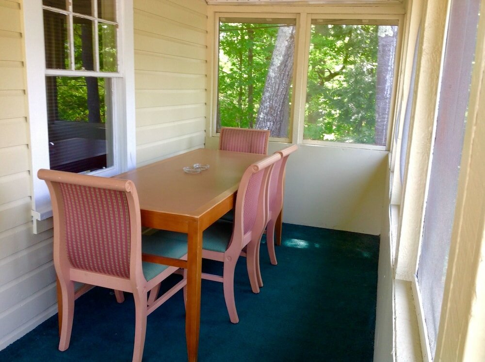 Фото Pilgrim Inn & Cottages