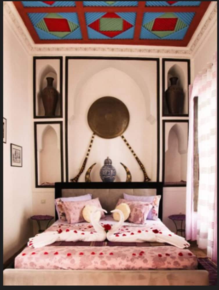 Фото Riad Tamarrakecht