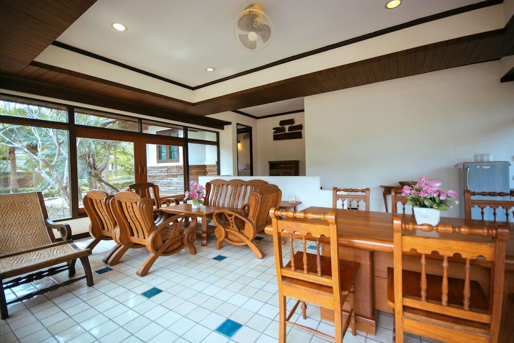 Фото Tak Andaman Resort & Hotel