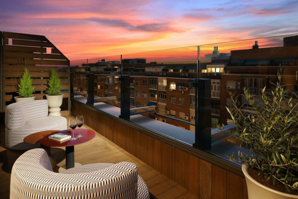 Фото Hard Rock Hotel Madrid