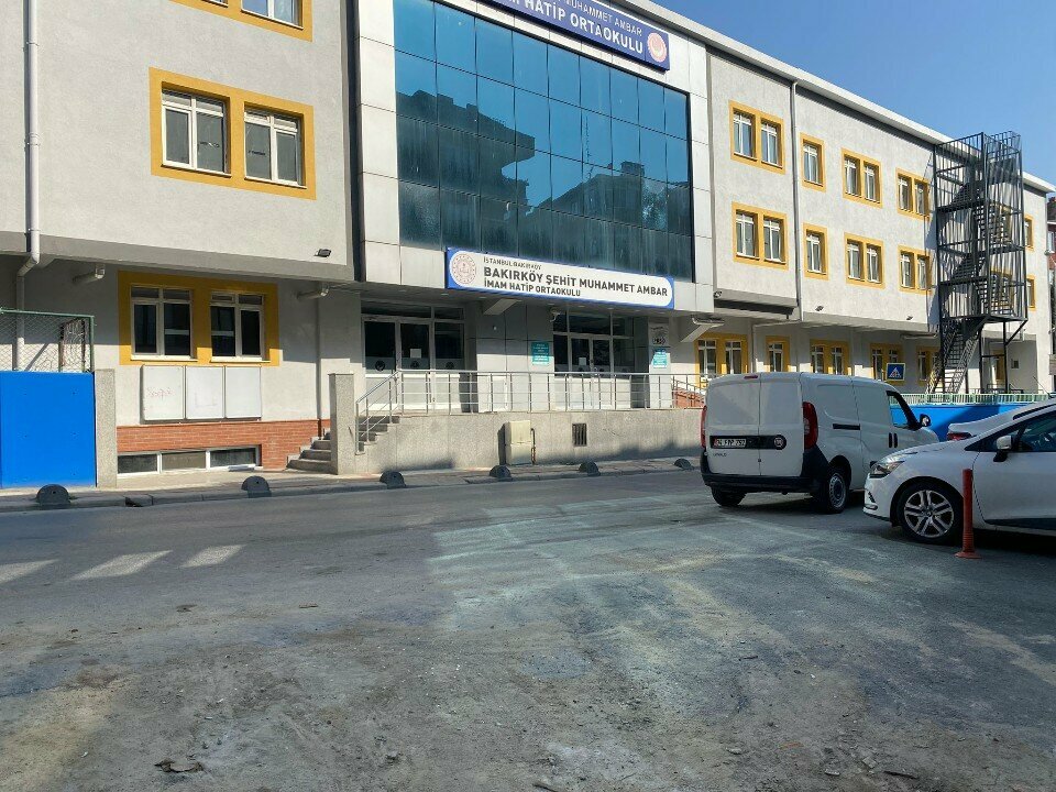 School Bakirkoy Martyr Muhammet Ambar Religious Secondary School, Istanbul, photo