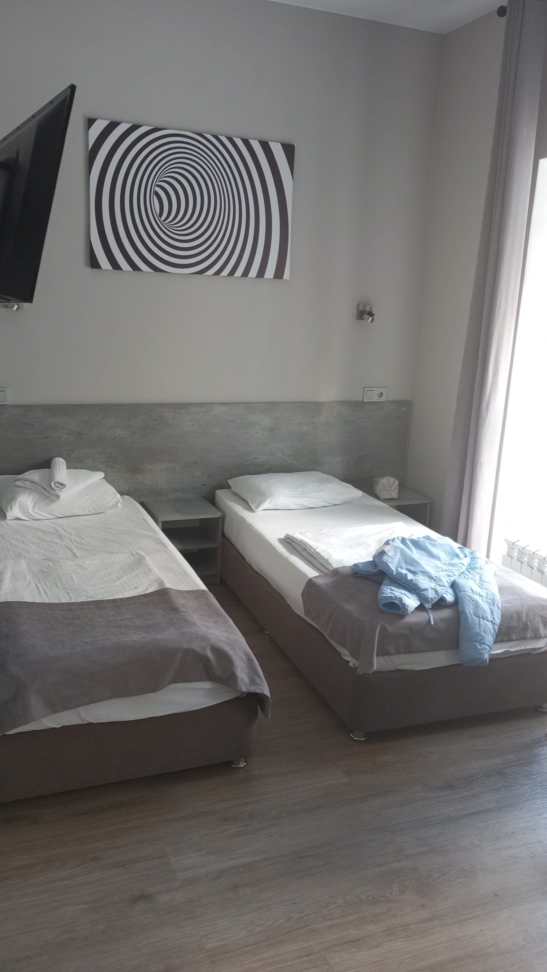 Фото Берисон Апарт